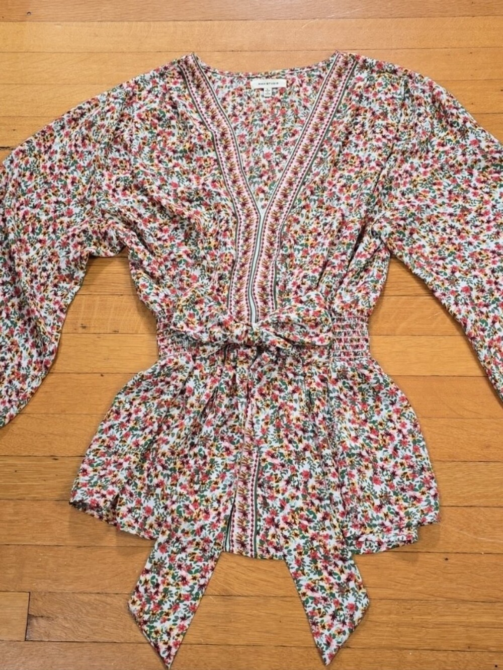 Max Studio  Crepe 3/4 Sleeve Tie Front Blouse, Multicolor, EUC, Women's L